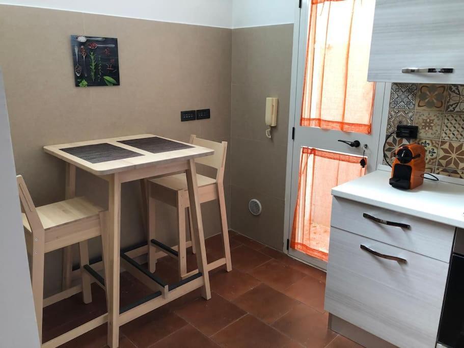 For - A 300mt. Dal Mare Apartment