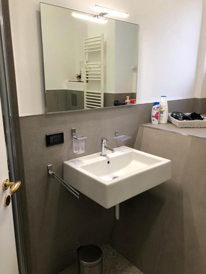 For - A 300mt. Dal Mare Apartment *